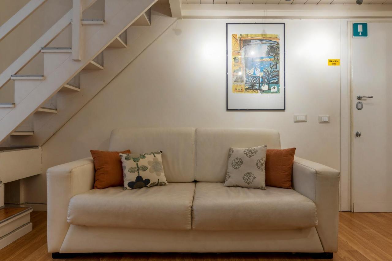 Parlamento Modern Apartment Рим Екстериор снимка